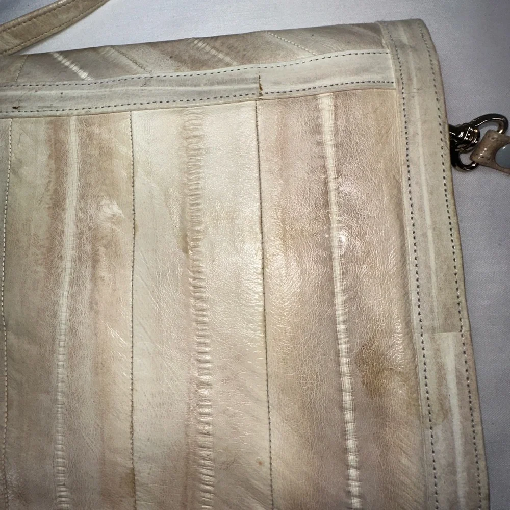 Vintage Eel Skin Crossbody Clutch Cream Beige Leather Envelope Purse